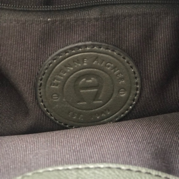 Etienne Aigner dark grey handbag 👜 - Picture 4 of 4